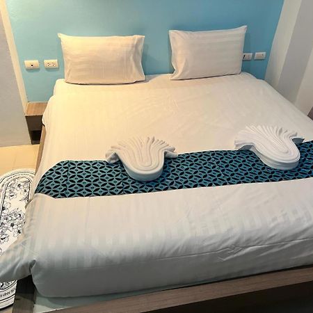 Hotel The Journey Patong New 외부 사진