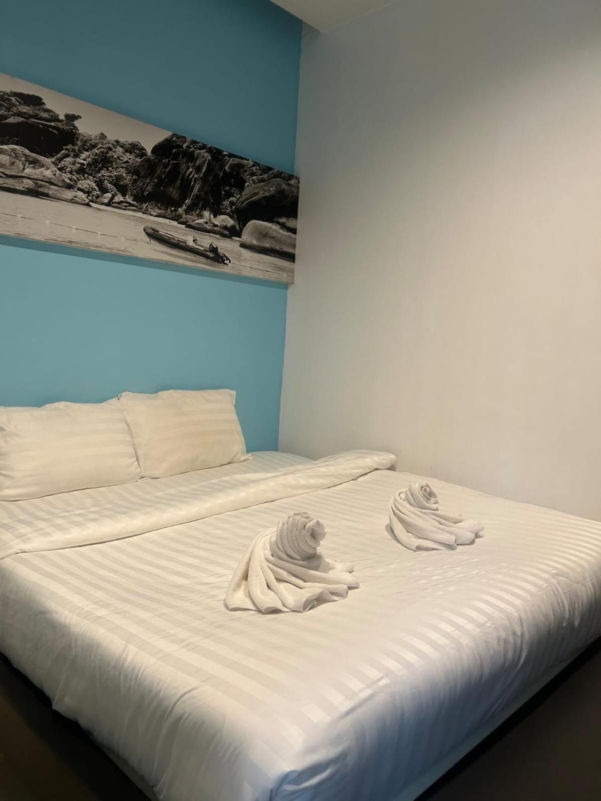 Hotel The Journey Patong New 외부 사진