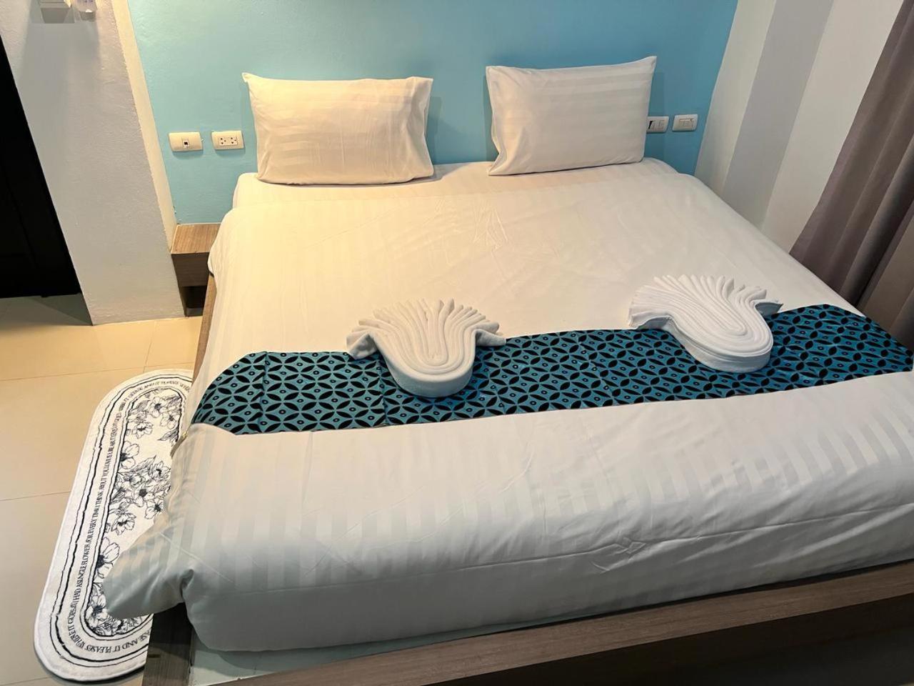 Hotel The Journey Patong New 외부 사진