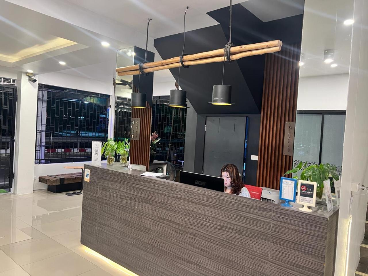 Hotel The Journey Patong New 외부 사진