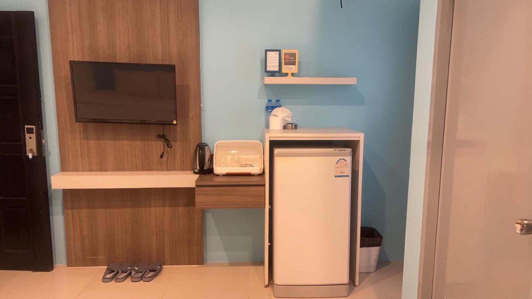 Hotel The Journey Patong New 외부 사진